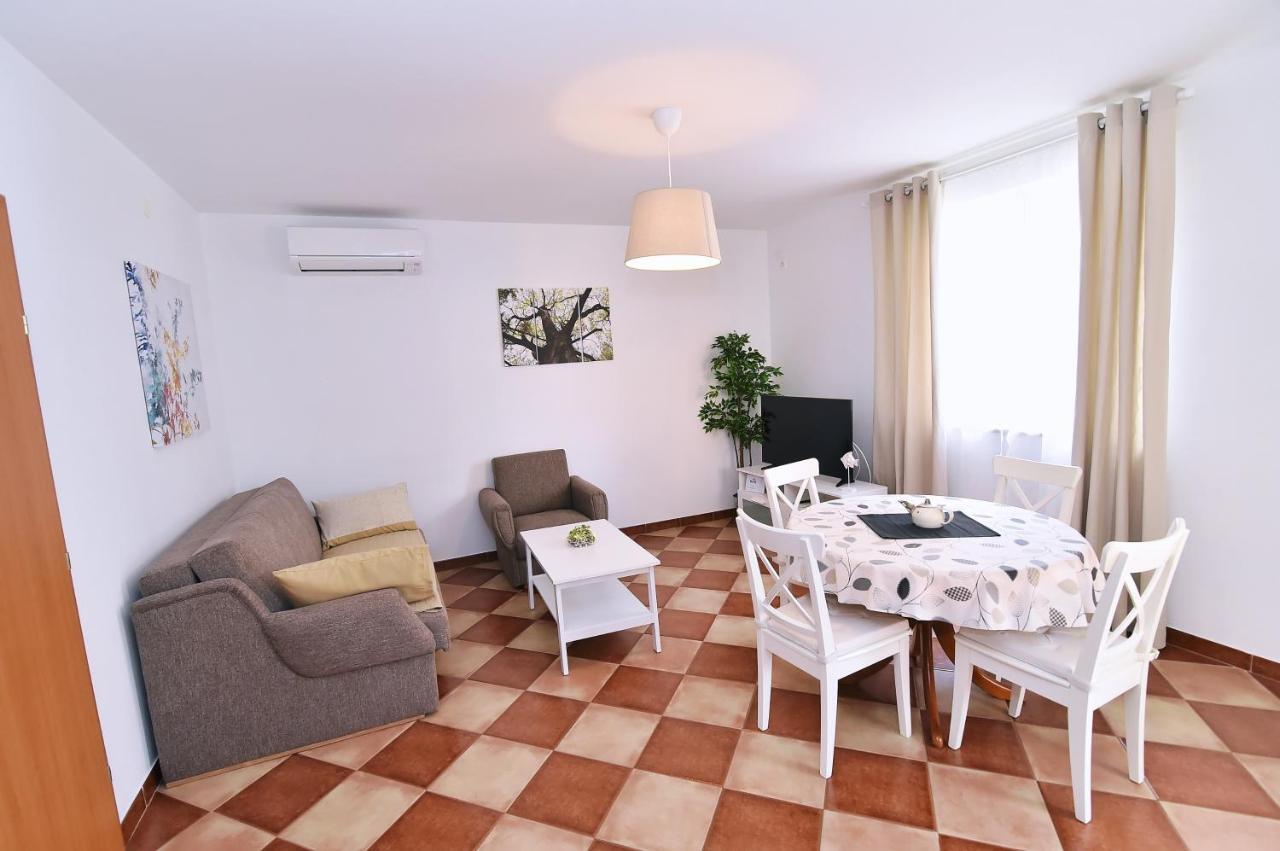 Apartments Luni Baška Extérieur photo