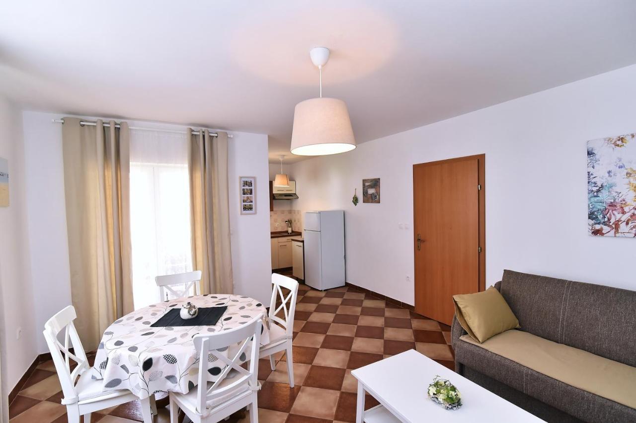 Apartments Luni Baška Extérieur photo