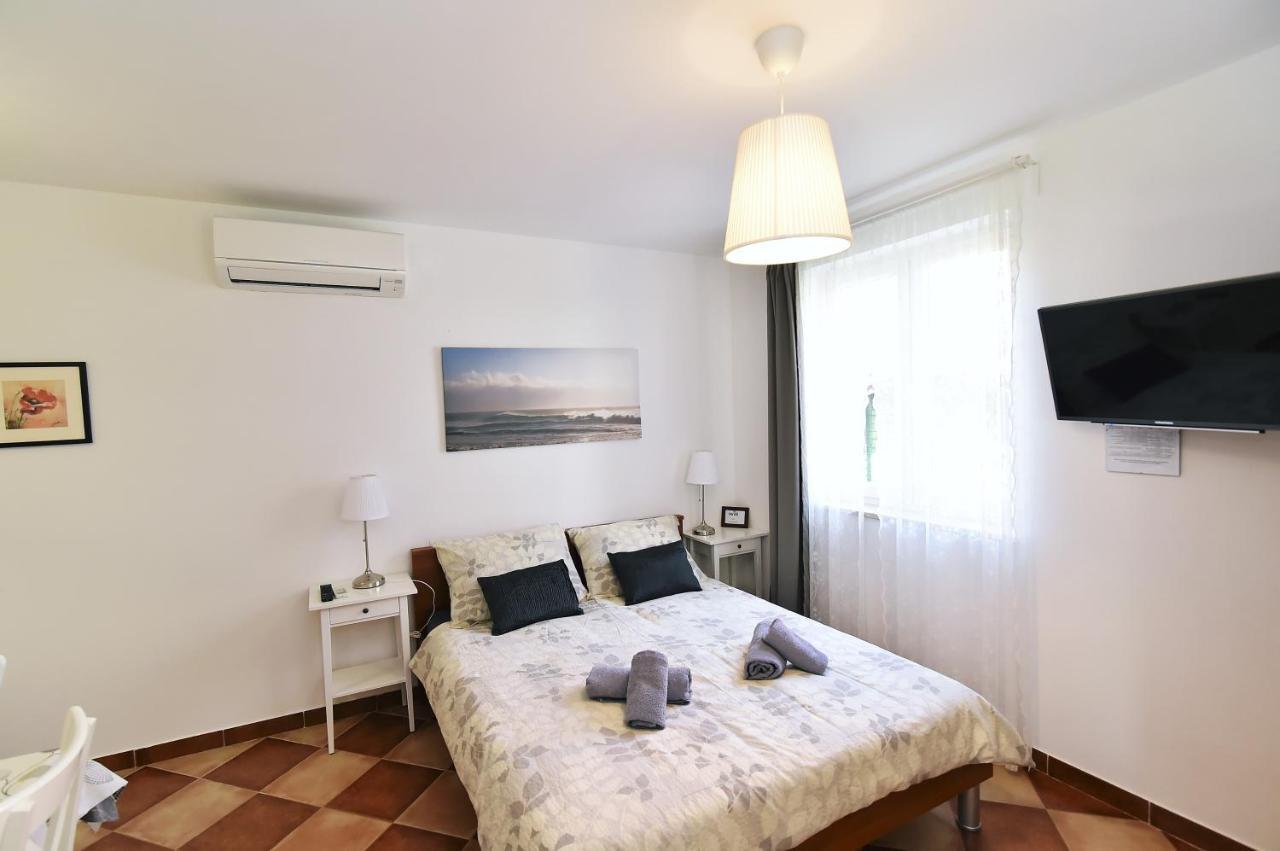 Apartments Luni Baška Extérieur photo
