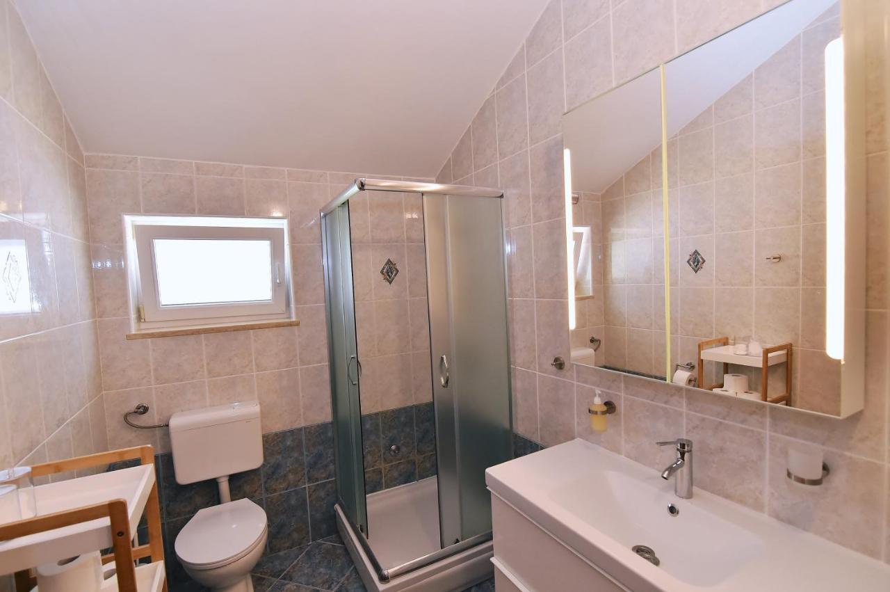 Apartments Luni Baška Extérieur photo