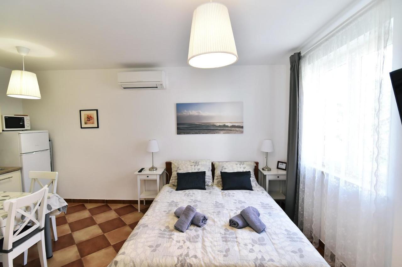 Apartments Luni Baška Extérieur photo