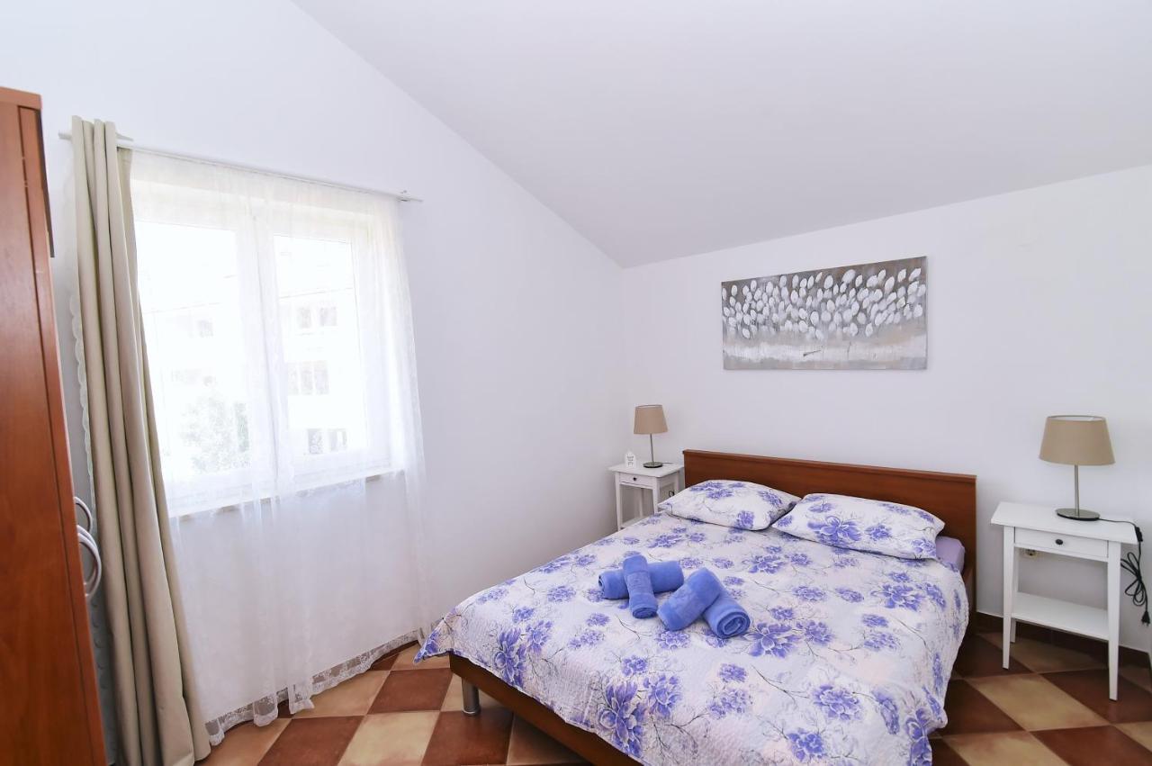 Apartments Luni Baška Extérieur photo