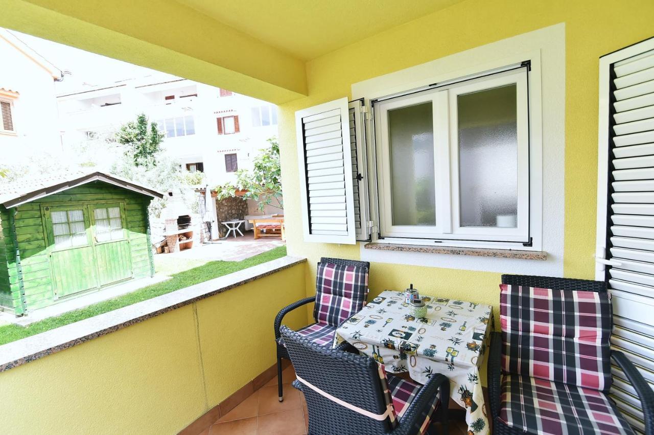 Apartments Luni Baška Extérieur photo