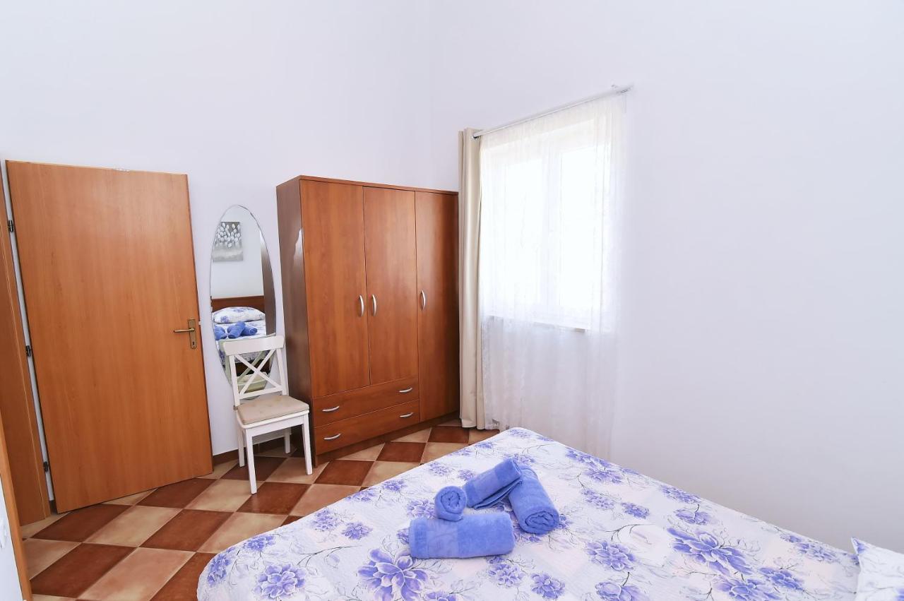 Apartments Luni Baška Extérieur photo